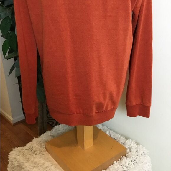 PINK Rose Large rust colored sweatshirt - Picture 10 of 16